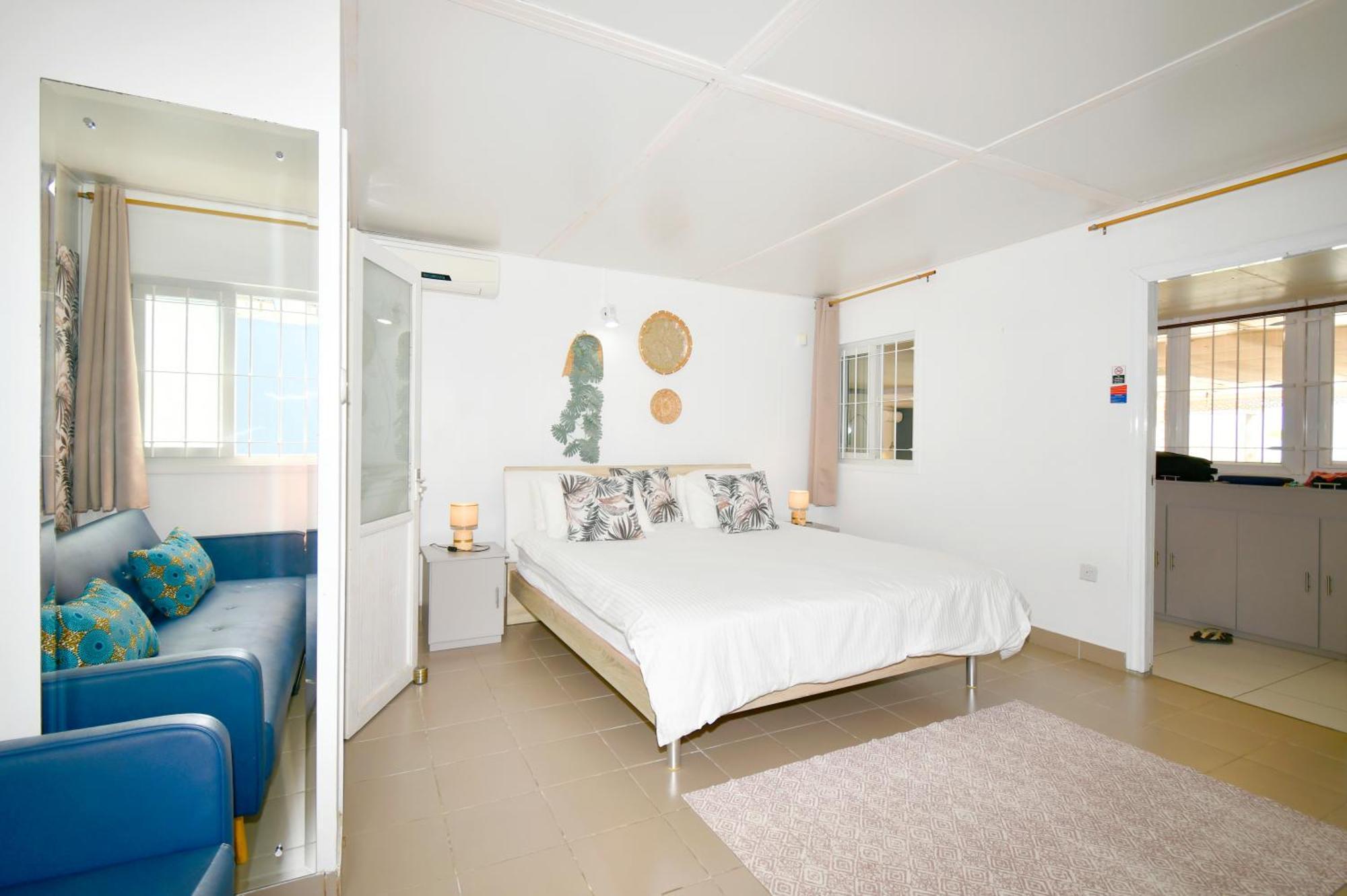 Chalet Kestrel With Pool On The Beach Riambel Экстерьер фото