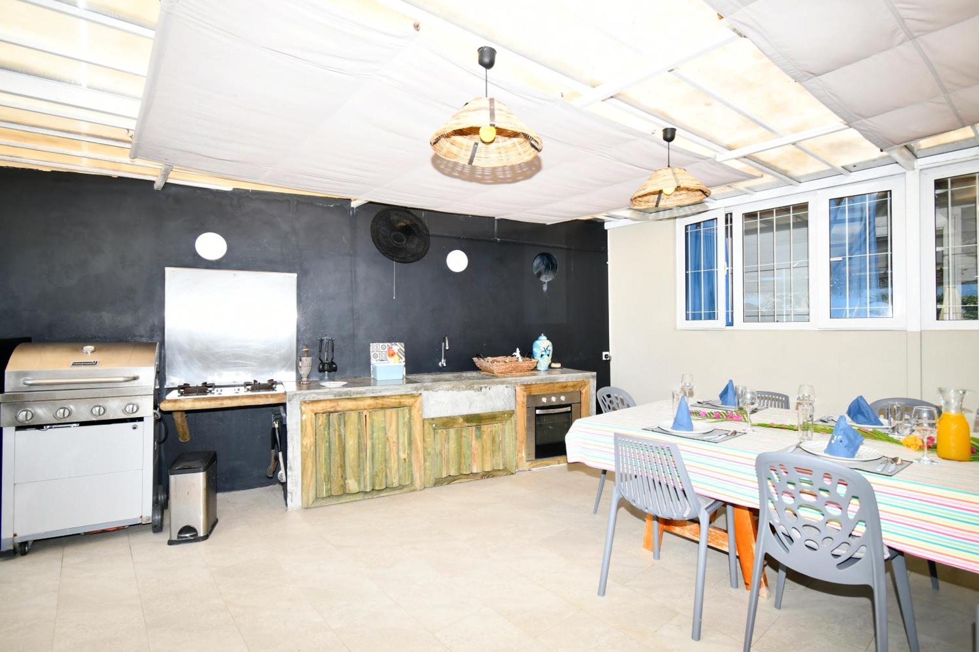 Chalet Kestrel With Pool On The Beach Riambel Экстерьер фото